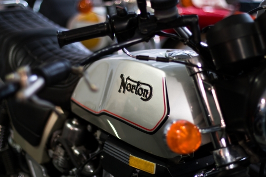 金属机车侧面LOGO精美车标