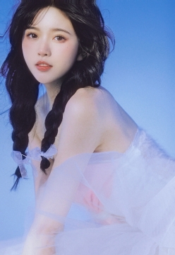 抖音网红彭十六性感妩媚写真图片